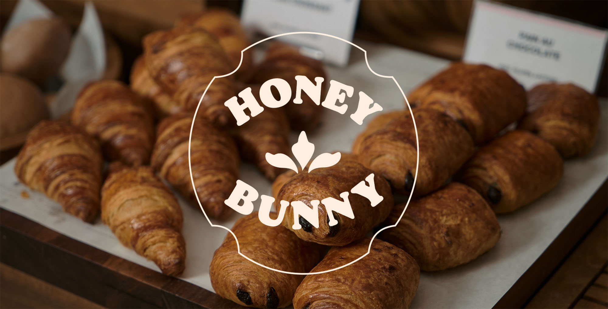 Take out box for Honey bunny bakery with logo and designs